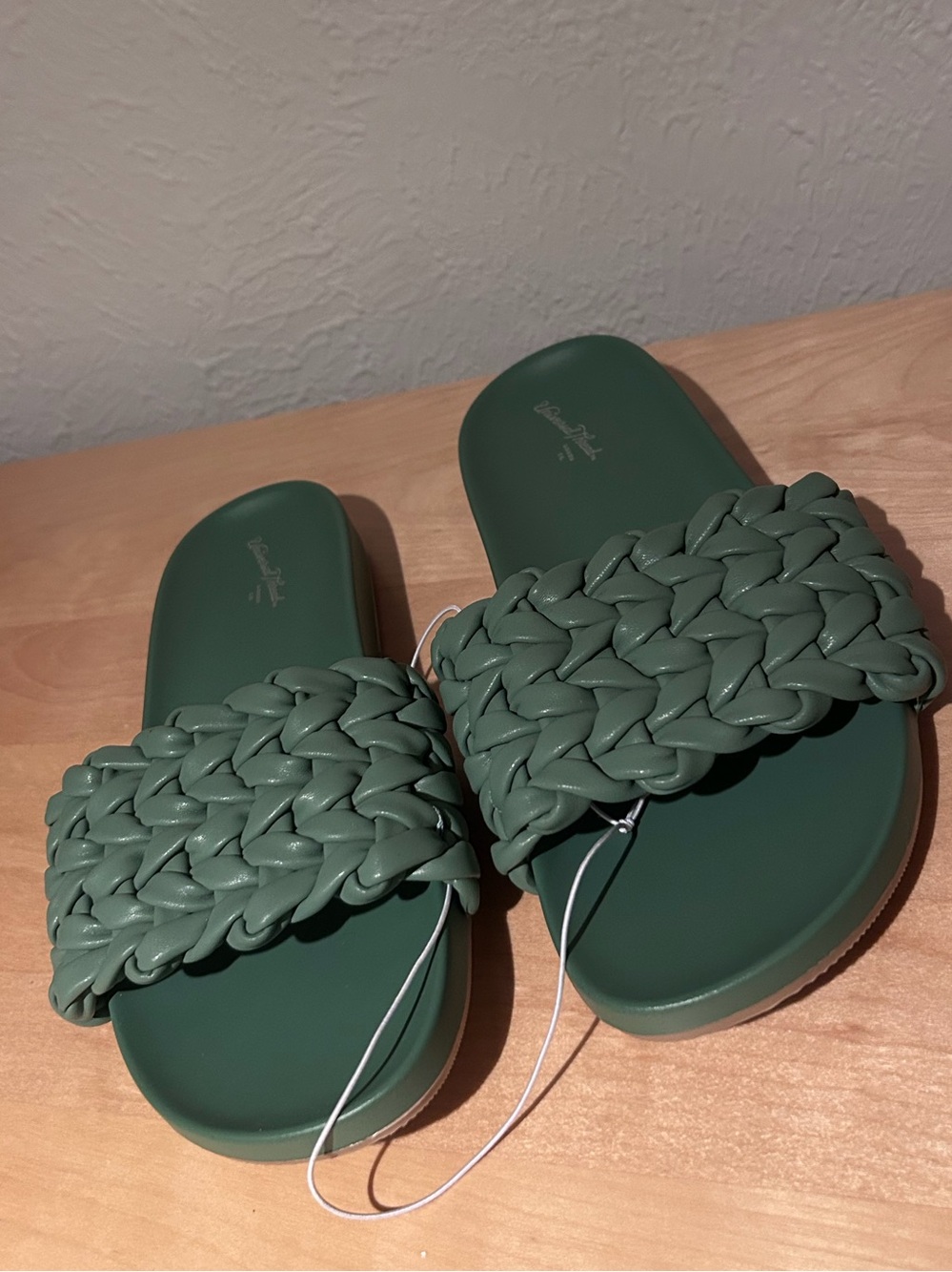 Target Green Braided Slide Sandals for Women size 8 new never worn